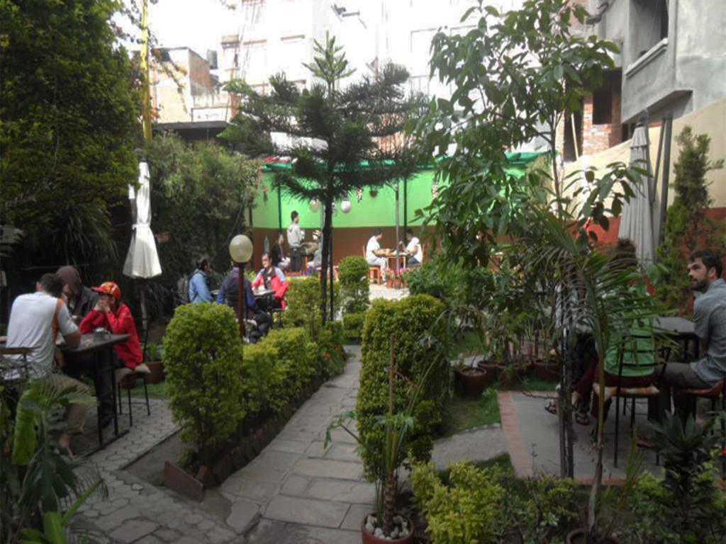 Hotel Florid Kathmandu Exteriör bild
