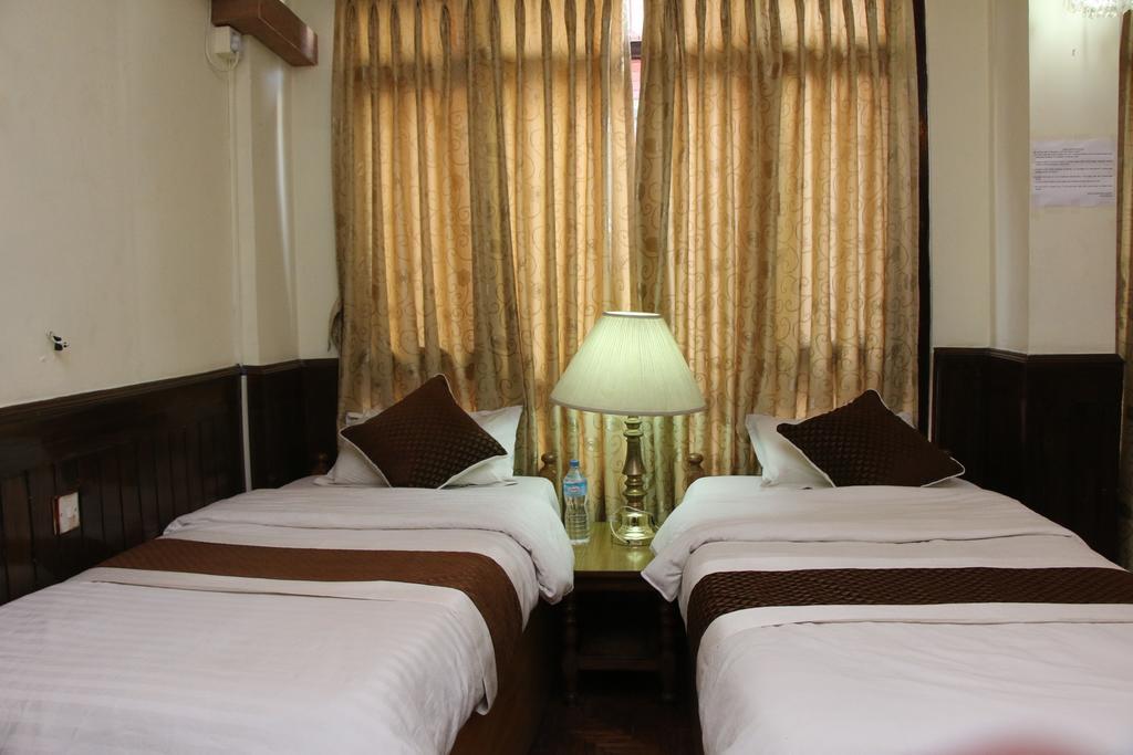 Hotel Florid Kathmandu Exteriör bild
