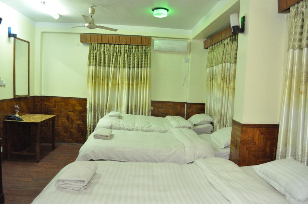 Hotel Florid Kathmandu Exteriör bild